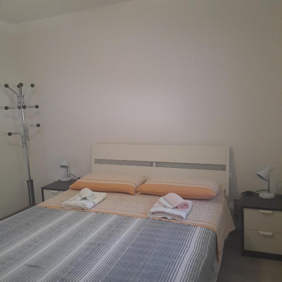 شقة لوسيا  في Apartma Mari المظهر الخارجي الصورة
